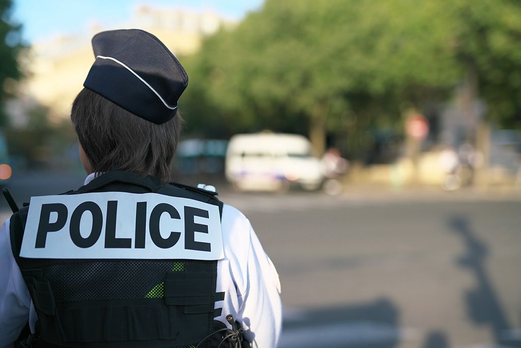 Policière
